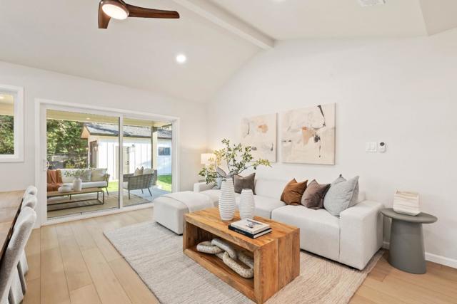 620 Iris Street, Redwood City CA: https://media.crmls.org/mediaz/afe456ae-8084-4563-9630-cf0f25ce6acd.jpg