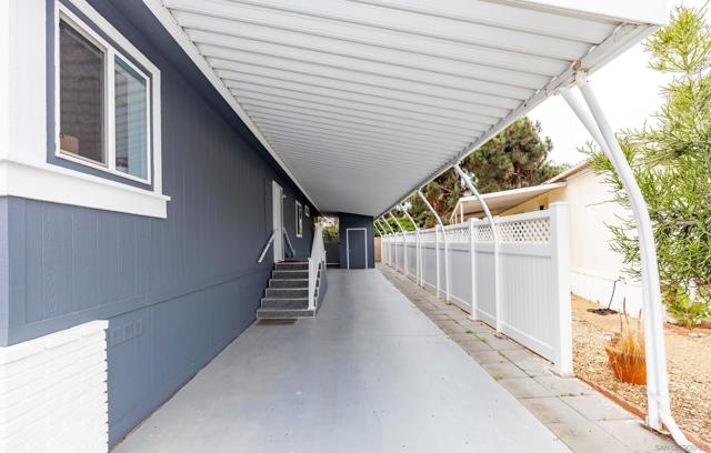 7241 San Luis St, Carlsbad CA: https://media.crmls.org/mediaz/afe4a002-c87a-48bf-8af3-4550b3880ecb.jpg