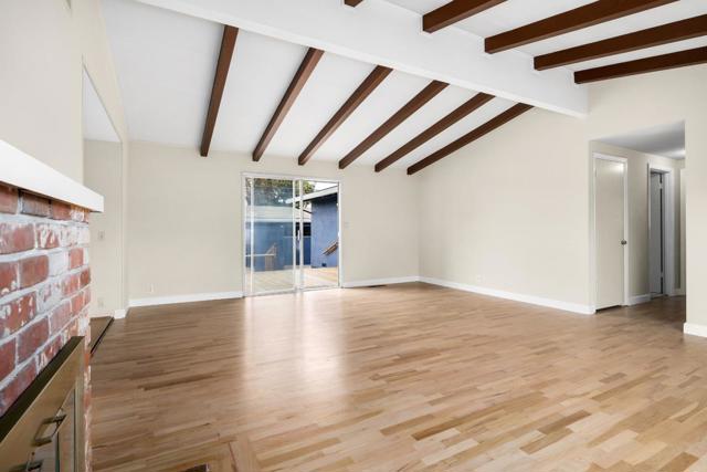 232 Peninsula Drive, Marina CA: https://media.crmls.org/mediaz/afe5ba07-635d-4df1-833c-397f3ed56a90.jpg