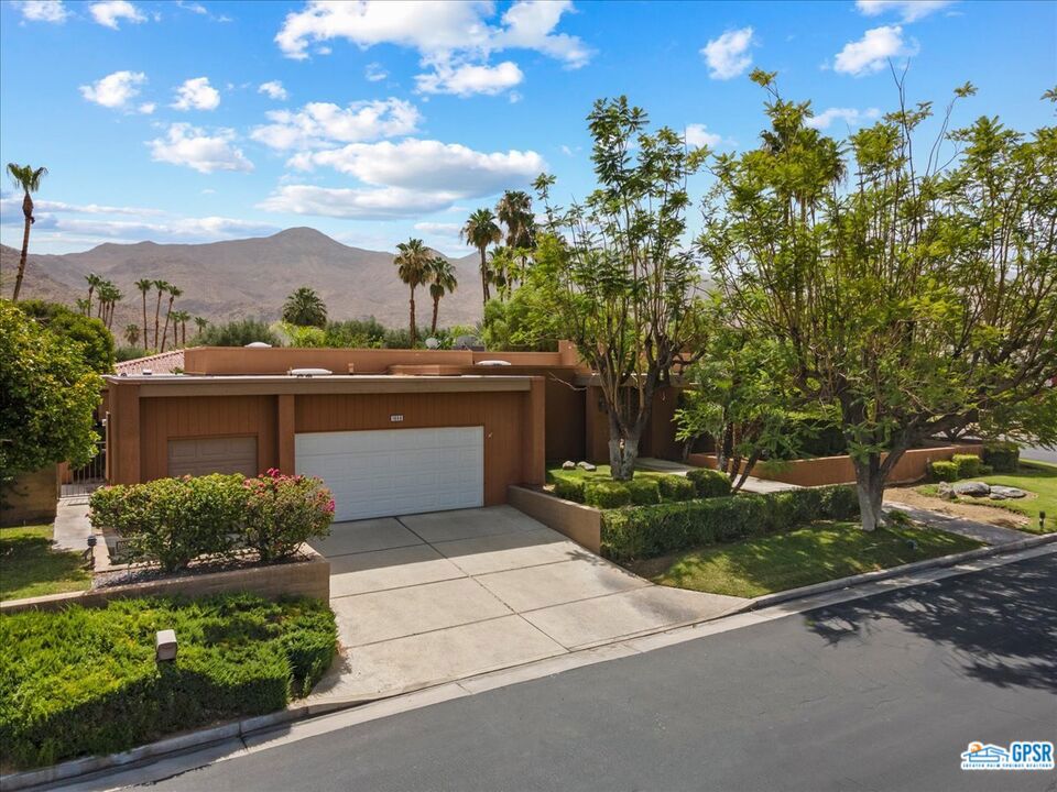 1008 ANDREAS PALMS Drive, Palm Springs, CA 92264