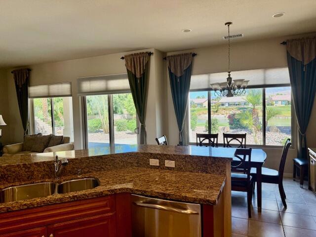 81676 Camino Los Milagros, Indio CA: https://media.crmls.org/mediaz/afe65983-237c-42bf-a8e0-9baf95e36b2b.jpg