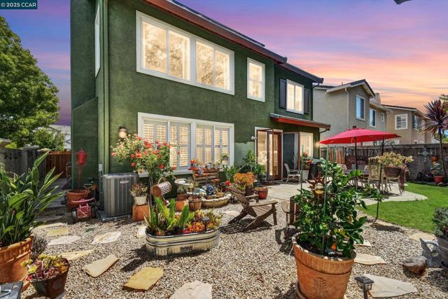 1033 LANTERN BAY, Hercules CA: https://media.crmls.org/mediaz/afe6999e-85e7-4ce0-94bd-50c5a45fe90d.jpg