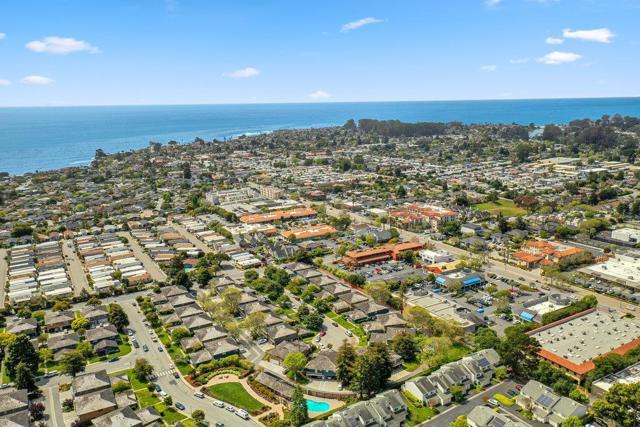 1435 Ruby Court, Capitola CA: https://media.crmls.org/mediaz/afe6db05-53e7-4f0d-9609-db2faf9a3ad5.jpg