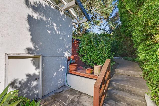 4051 Los Altos Drive, Pebble Beach CA: https://media.crmls.org/mediaz/afe8e794-a8a5-48ae-ba8f-cac85a75b339.jpg