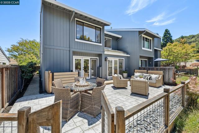 718 AUGUSTA DRIVE, Moraga CA: https://media.crmls.org/mediaz/afe9262f-629a-40b3-92da-0467fc191c97.jpg