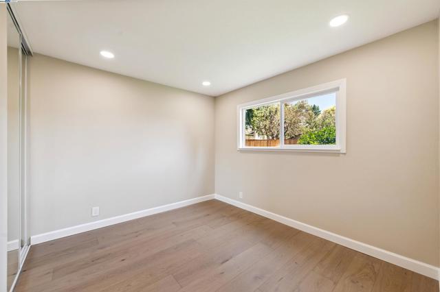 4531 Harper Ct, Pleasanton CA: https://media.crmls.org/mediaz/afe99df4-7e0b-461f-abd7-b638b0bb4aed.jpg