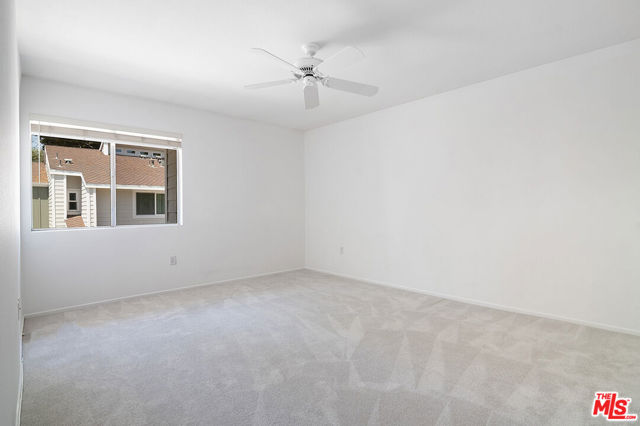 18170 Andrea Circle North, Northridge CA: https://media.crmls.org/mediaz/afe9a289-5a47-44f3-92ab-ca2e5a147e50.jpg