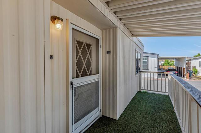 200 Burnett Avenue, Morgan Hill CA: https://media.crmls.org/mediaz/afeaf37a-d39d-4b2f-a6f6-2303c74a448b.jpg