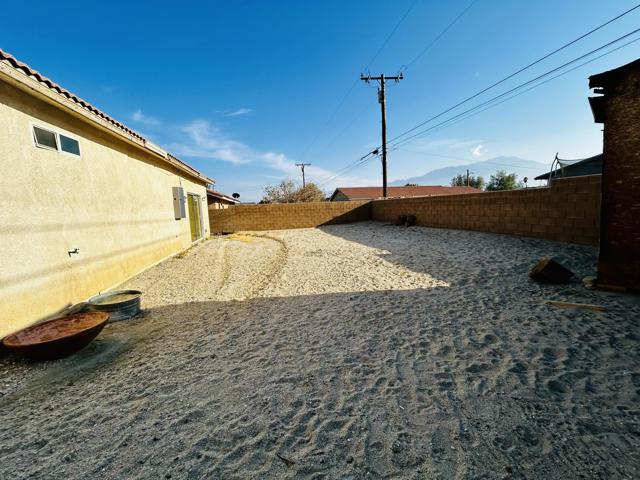 13569 Caliente Drive, Desert Hot Springs CA: https://media.crmls.org/mediaz/afeb5930-8b32-4ef9-9f59-ac94b217b025.jpg