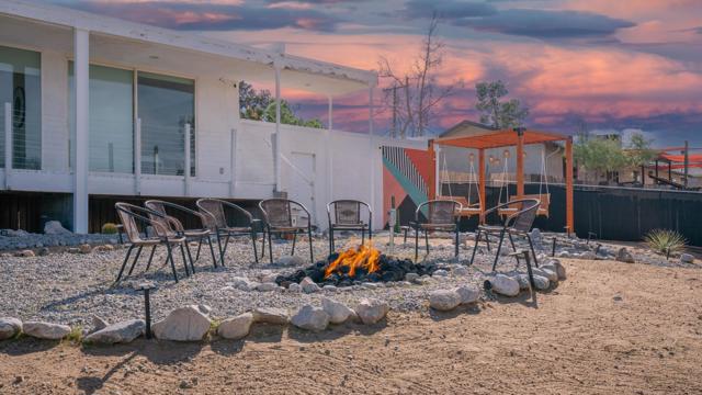 6946 Lennox Avenue, Yucca Valley CA: https://media.crmls.org/mediaz/afebf591-0a2e-4e00-ae4c-e1f73dd8e090.jpg