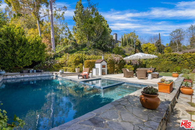 2915 Deep Canyon Drive, Beverly Hills, California 90210, 5 Bedrooms Bedrooms, ,4 BathroomsBathrooms,Single Family Residence,For Sale,Deep Canyon,24376179