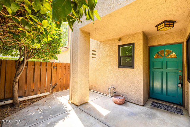 5813 Cochran Street, Simi Valley CA: https://media.crmls.org/mediaz/afede723-6ad7-4526-a349-7ba82e4165d5.jpg