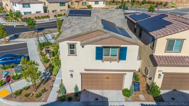 29566 Nini Ct, Winchester CA: https://media.crmls.org/mediaz/afedebd3-8d73-40da-b440-32b72438cbd9.jpg