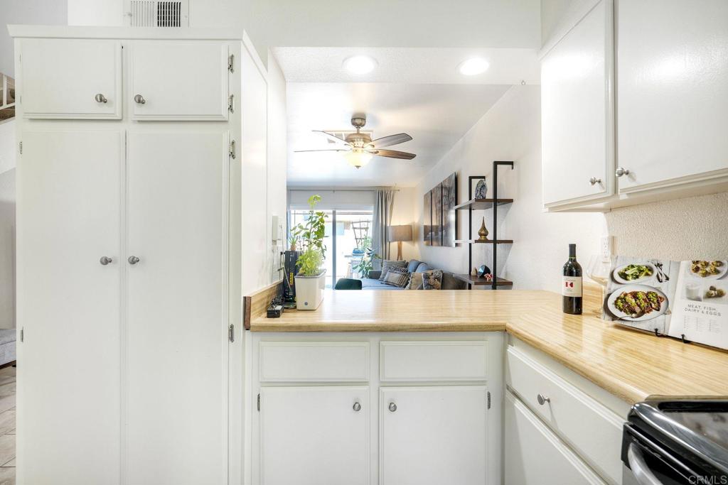 627 Beverly Place - photo 11