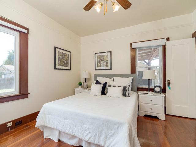 906 West Street, Hollister CA: https://media.crmls.org/mediaz/aff03615-f34d-44d6-80cb-ab32d3cac45d.jpg