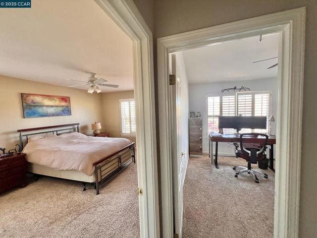 1161 Torrey Pines Place, Clayton CA: https://media.crmls.org/mediaz/aff0e64f-c9bc-4716-ac61-a6aadbb0d65b.jpg