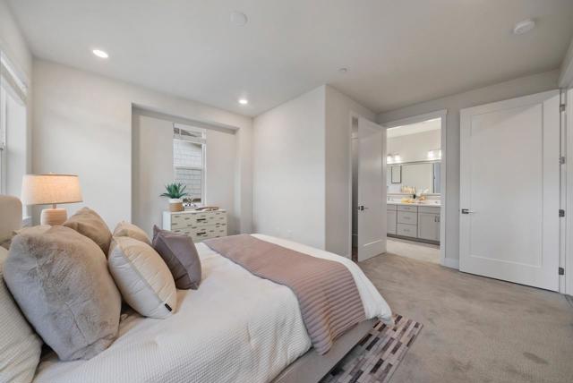 47382 Mission Falls Court, Fremont CA: https://media.crmls.org/mediaz/aff11516-d9f4-469c-87b8-497eaaf01f65.jpg