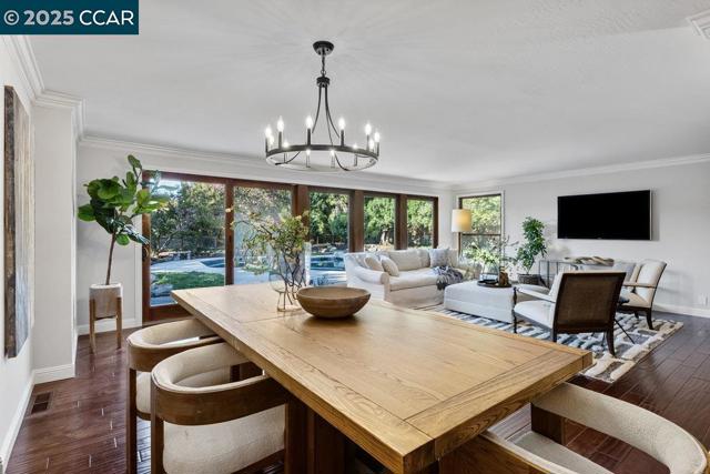 280 Fairway Dr, Danville CA: https://media.crmls.org/mediaz/aff3f42d-88c2-4bbd-9133-95240a2fa1f2.jpg