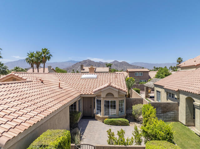 78635 Villeta Drive, La Quinta CA: https://media.crmls.org/mediaz/aff532a0-dcbd-4675-9b88-b3c10cc05082.jpg