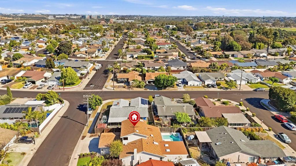 https://media.crmls.org/mediaz/aff5429e-5bca-45c1-8d76-a1617eb6ea1d.jpg?preset=X-Large