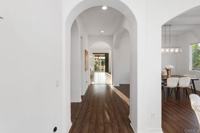 Image 25 of 54 For 688 Sandra Lane