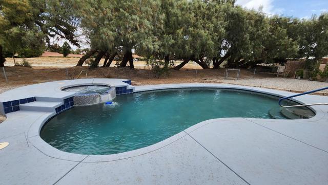 2600 N Farrell Drive, Palm Springs CA: https://media.crmls.org/mediaz/aff67561-b42d-45f5-8386-7f0f1a289d86.jpg