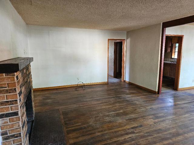 3234 Hoover Street, Redwood City CA: https://media.crmls.org/mediaz/aff731ad-b388-4a37-afc2-a791aded531a.jpg