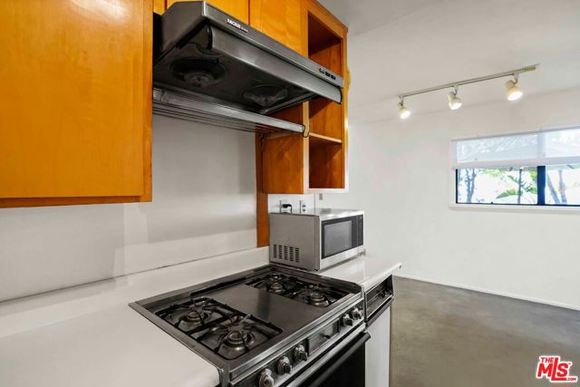 Drew Fenton | 190 Loma Metisse Road Malibu CA | MLS: 7251668