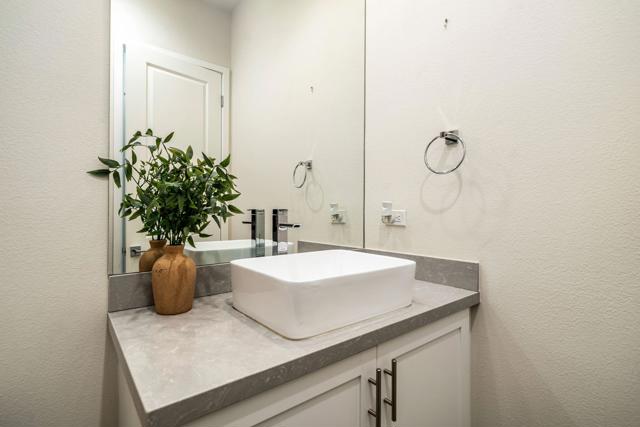 74425 Zeppelin Drive, Palm Desert CA: https://media.crmls.org/mediaz/aff7529f-566b-4435-932a-90664eb86361.jpg