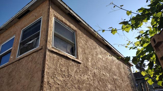 1135 41 26th Street, San Diego CA: https://media.crmls.org/mediaz/aff8a616-ae6a-4300-be09-8e83565da231.jpg