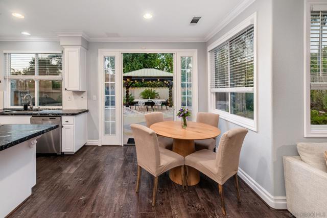 6393 Paseo Aspada, Carlsbad CA: https://media.crmls.org/mediaz/aff8d2a8-6eac-43f3-b14e-717176f374fe.jpg