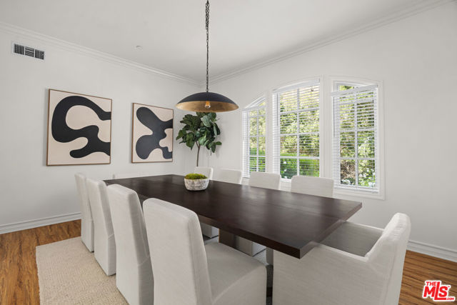 1772 Tamarack Street, Westlake Village CA: https://media.crmls.org/mediaz/aff9be4f-8e71-4b31-a548-a2af115627e0.jpg