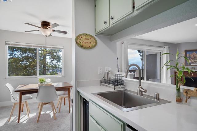 21083 Gary Dr, Hayward CA: https://media.crmls.org/mediaz/affa91d1-7f43-4e01-bc07-f0c3be09b388.jpg