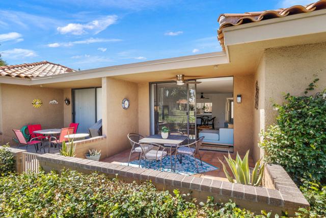 56 Majorca Drive, Rancho Mirage CA: https://media.crmls.org/mediaz/affc817f-d89f-41cf-ad2e-8d9f2f33d2e5.jpg