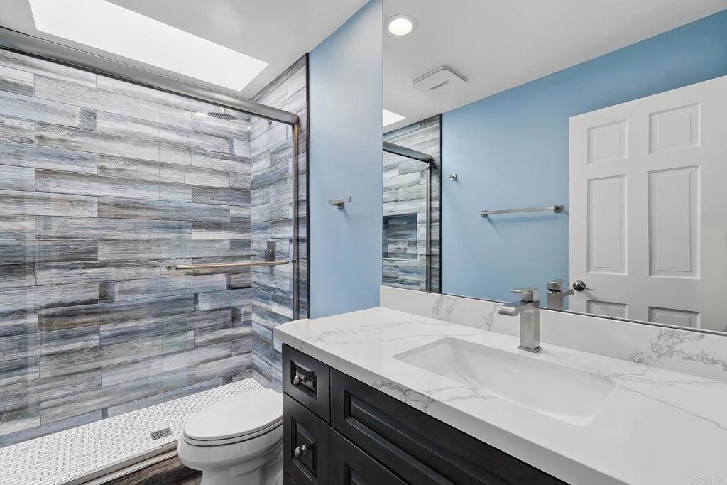 2558 Navarra Drive - photo 17