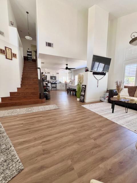 2151 Bowdoin Street Corona, Ca Street, Corona CA: https://media.crmls.org/mediaz/affe0733-2d37-451d-947d-97804672d549.jpg