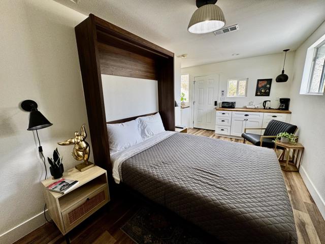 Image 54 of 83 For 59800 Onaga Trail