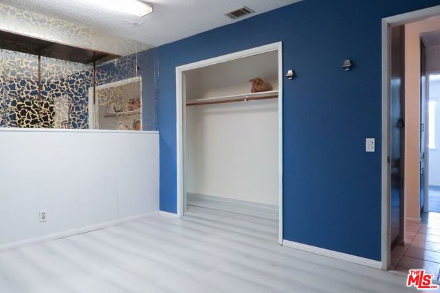 16065 Porter Avenue, Riverside CA: https://media.crmls.org/mediaz/b002efce-a636-4d88-8b81-f3aca07a9a0d.jpg