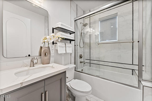 418 Fairview Avenue, Arcadia CA: https://media.crmls.org/mediaz/b003b257-c6cd-46ed-aa96-0a44197b4bbe.jpg