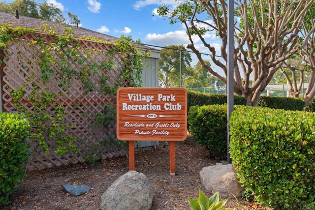 1785 Caliban Drive, Encinitas CA: https://media.crmls.org/mediaz/b0043770-c056-42b9-bf00-58448aba3b6a.jpg