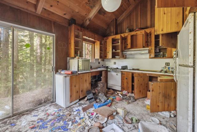 12181 Volver Avenue, Felton CA: https://media.crmls.org/mediaz/b0052212-a10f-4212-8a98-c24be4d46f49.jpg