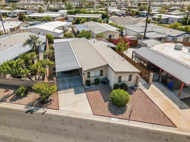 32857 Bloomfield Avenue, Thousand Palms CA: https://media.crmls.org/mediaz/b0068182-cadc-4b3c-8ed2-74aeee489de3.jpg