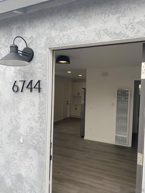 6744 6750 N Elman, San Diego CA: https://media.crmls.org/mediaz/b006d913-695b-412e-9955-4963a6bd58c0.jpg