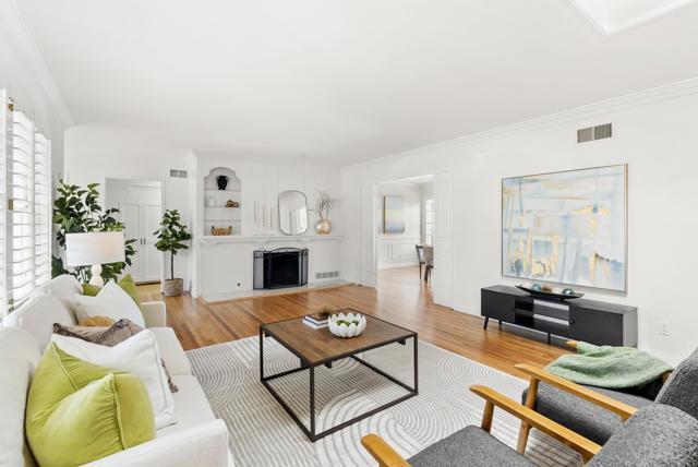 1451 Savoy Circle, San Diego CA: https://media.crmls.org/mediaz/b006da00-c79c-4099-a447-59f667140630.jpg
