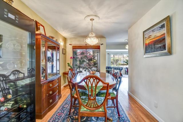 792 Marlin Avenue, Foster City CA: https://media.crmls.org/mediaz/b007222e-ff85-41af-b4d4-8614f89014f0.jpg