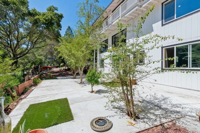 26 Ardor Drive, Orinda CA: https://media.crmls.org/mediaz/b0072546-952b-4e88-97ab-f0497cd0471e.jpg