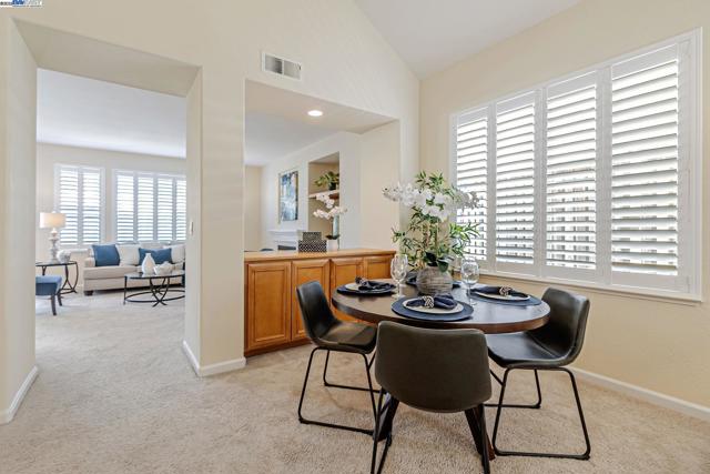 1657 Via Cortina, San Jose CA: https://media.crmls.org/mediaz/b0073b41-e29d-4d04-850c-6fd0ab9f3737.jpg