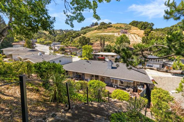 3155 Brittan Avenue, San Carlos CA: https://media.crmls.org/mediaz/b007860b-a5ad-4588-a8d2-83c2539861cc.jpg