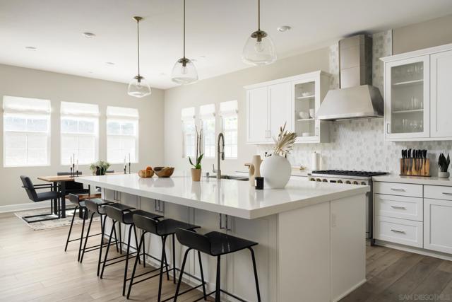 17582 Boca Raton Ln, Poway CA: https://media.crmls.org/mediaz/b007fba6-e856-4e91-9850-417838d7d12d.jpg
