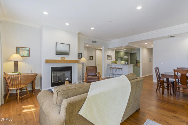 748 Locust Street, Pasadena CA: https://media.crmls.org/mediaz/b00835e6-0e68-40bb-97a5-930618024f49.jpg